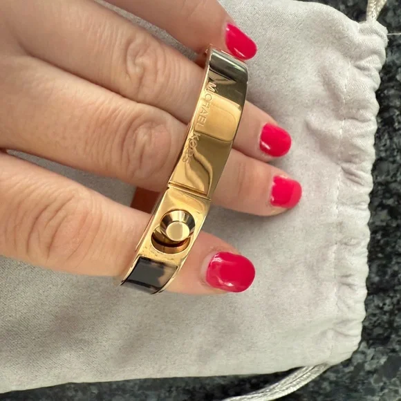 Michael Kors Gold and Brown Bracelet - Picture 11 of 16